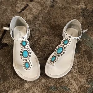 White sandals w/ studs & turquoise.